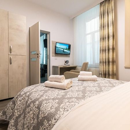 Okbrasov - Apartment & Studio In The Heart Of Old Town, Moments Away From The Black Church المظهر الخارجي الصورة