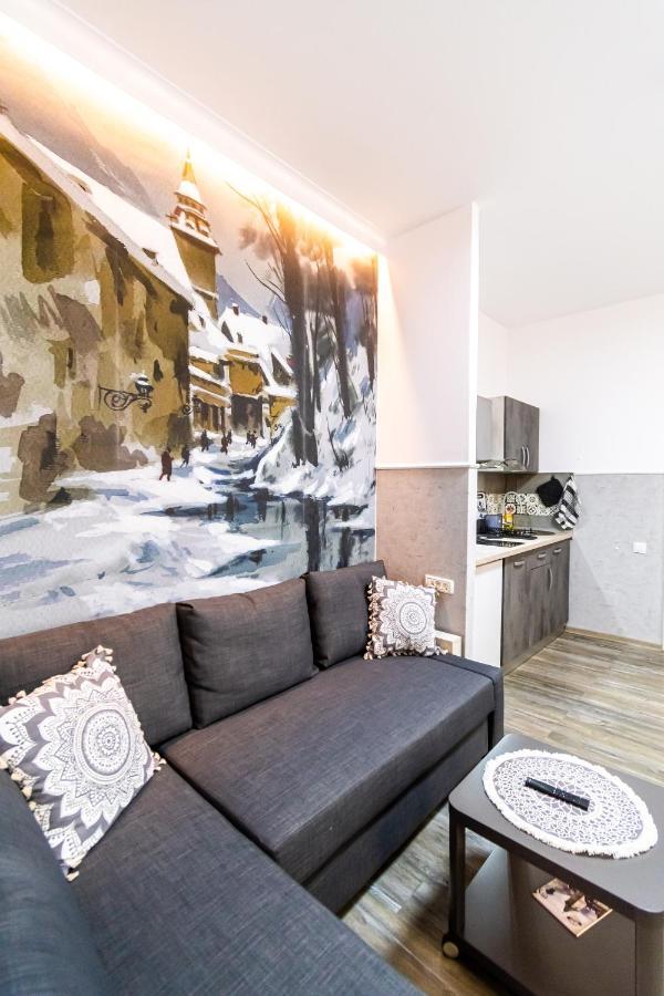 Okbrasov - Apartment & Studio In The Heart Of Old Town, Moments Away From The Black Church المظهر الخارجي الصورة