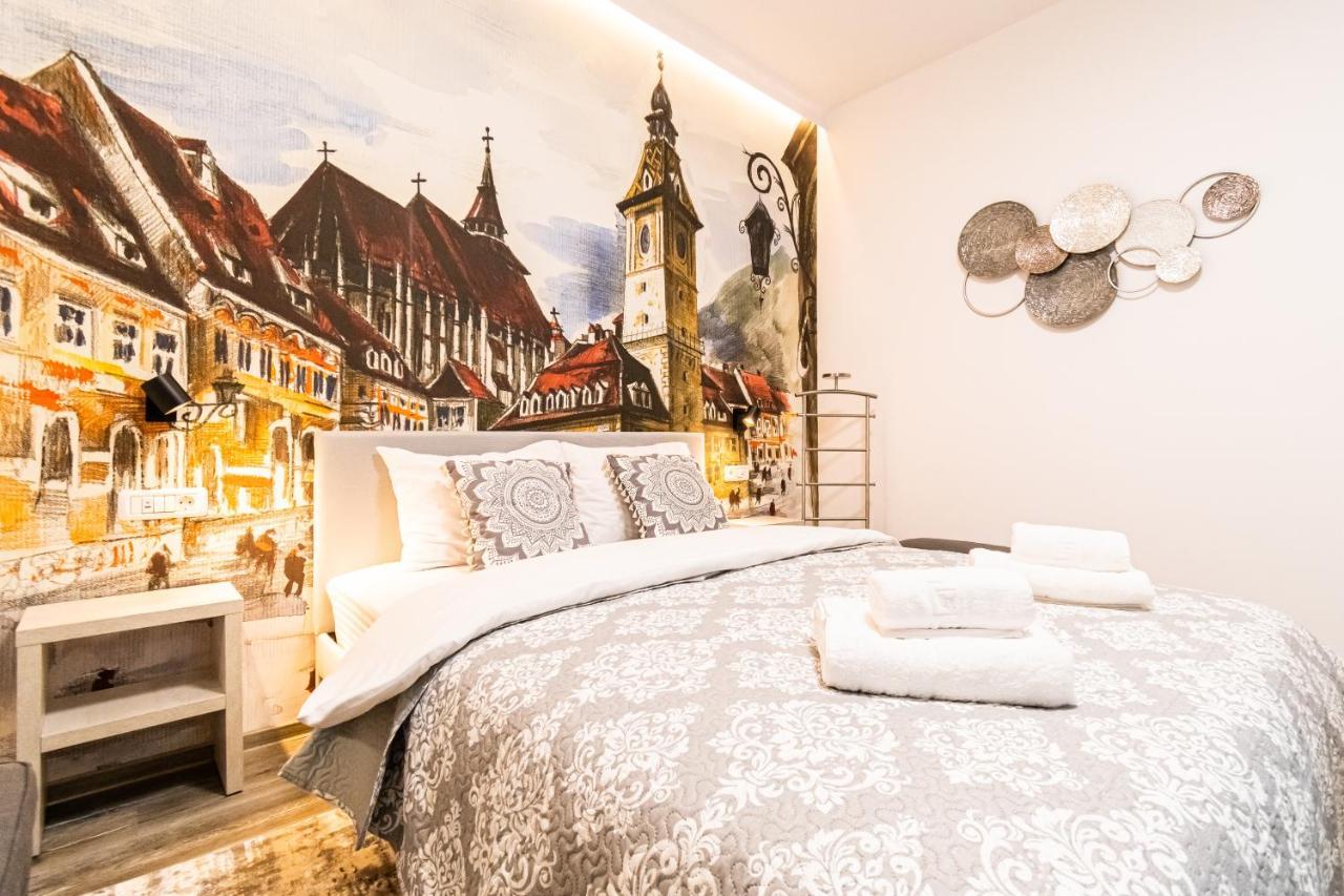 Okbrasov - Apartment & Studio In The Heart Of Old Town, Moments Away From The Black Church المظهر الخارجي الصورة